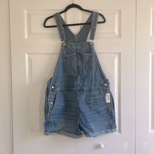 Old Navy Overall Shorts New With Tags Large